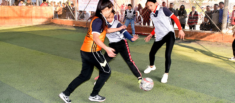 playing-football